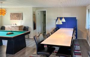 Lovely Home In Væggerløse With Sauna