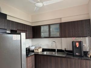 The Aami Dhivahi guest house 02