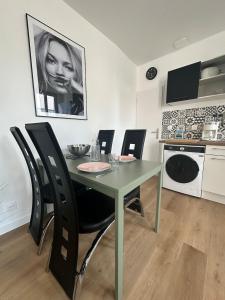 Curie - Appart neuf Clim & Parking avec extérieur