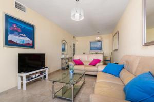 Marina Real Port View 2457