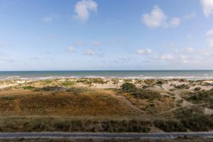 Huswell - Modern studio with magnificent seaview