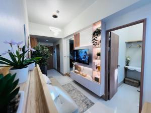 MOA GRAND STAY Suite #01, Newly Turn-over Only!