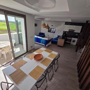 Sea Breezy Bay Duplex Golf & Ocean View Taghazout Bay Tamourit - 3-star hotels in Taghazout