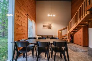 Aurelfox Chalet A by Aavalevi