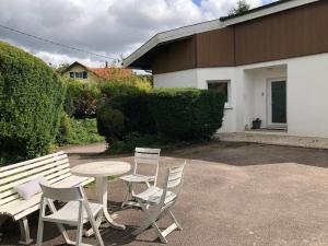 Logement f2 Bains les bains La Chapelle