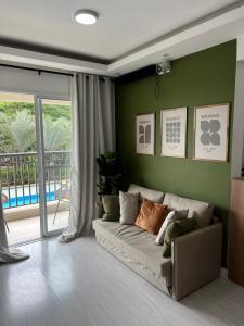 IDEA: 205C - DONO: THALITA E FELIPE · 2 quartos, telão, Wi-Fi, piscina e academia