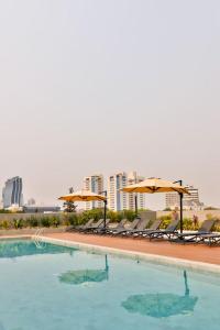 A metros del Shopping del Sol