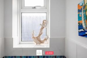 Sandbanks Peninsula l Premium Offers l Near to Corfe Castle l Sleeps Up to 4 l Seaside Escapes Short Lets & Serviced Accommodation