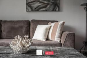 Sandbanks Peninsula l Premium Offers l Near to Corfe Castle l Sleeps Up to 4 l Seaside Escapes Short Lets & Serviced Accommodation