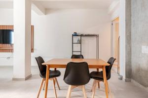 Cozy Studio Suite - Art District