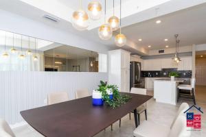 Lake View Condo with Resort