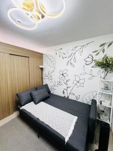 MOA GRAND STAY Suite 03 Spacious Unit !