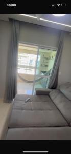 APTO BEIRA MAR - ACONCHEGANTE _ VARANDA GOURMET - WIFI - NETFLIX - TV A CABO - PRAIA GRANDE