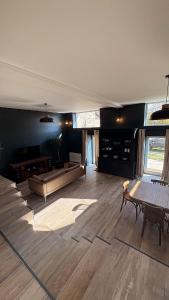 Latelier de la Tour - Gite indépendant entièrement équipé