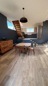 Latelier de la Tour - Gite indépendant entièrement équipé