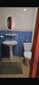 Great flat near shops, food and beach