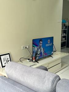 AYAAN SOCCER HOME at Quintet Apartment with Free Parking