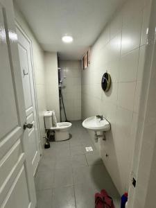 AYAAN SOCCER HOME at Quintet Apartment with Free Parking