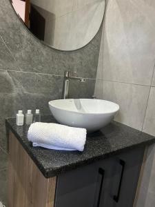 Chekkat Square Flat 8 On The Bult