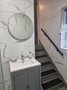 Brand new modern, quirky and stylish studio apartment