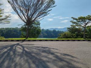 Starhill Lake Retreat