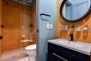 Luxury Roma Sur House with Rooftop Dining