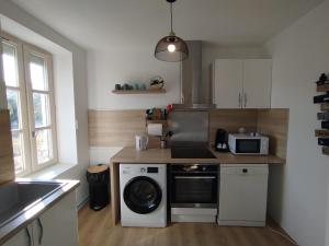 Appart 2 Chambres, Proche Gare, Wifi, Jardin, Parking