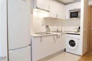 Cuatro Caminos Apartments