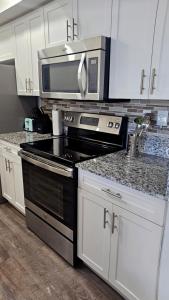 Modern 2 bd apartment in Sunny Isles Beach