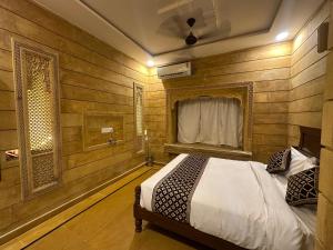 Hotel Golden Safari