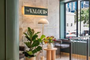 Studio with Signal Hill & Ocean Views