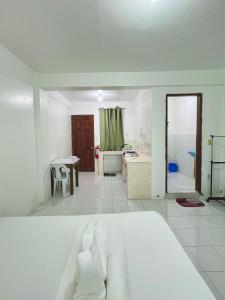 RB Baruiz "Hideaway" Inn - Cebu South