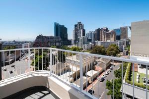 Chic Studio with Cape Town City Views