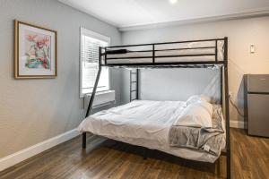 Fish and Explore Homosassa Studio with Resort Perks!