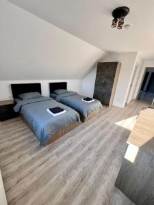 La Izvor Moinești, Cazare