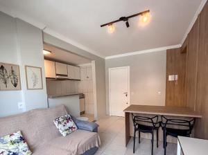 apto área nobre ingleses 2 dormitórios