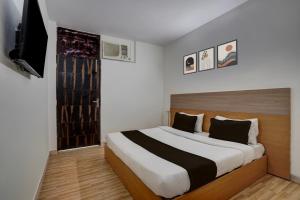 Hotel O JPS Town