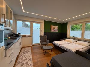 Appartement Köln in Bornheim-Sechtem, Nähe Phantasialand, Brühl, Köln, Bonn, DB-Anschluß, Messe-Köln, Business-Komfort