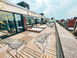 Penthouse with spacious terraces in the heart of Geel