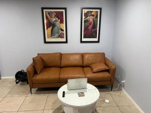 9621 San Juan - South Gate CA - Quick Drive to Hollywood & Beaches