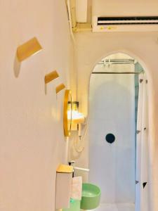 Lazy Sunday Khaosan Hotel