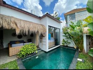 Boutique Bohemian Villa in Balis Heart