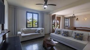 Casa c piscina em condominio na Praia do Espelho