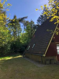De Boomklever, vrijstaand en midden in het bos aan de heide!