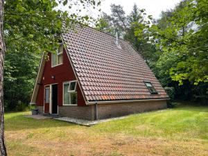 De Boomklever, vrijstaand en midden in het bos aan de heide!