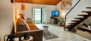 Holiday Home Dragonfly