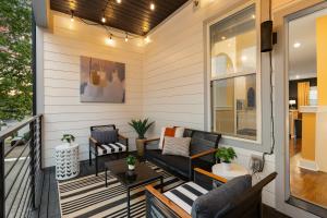 Private Rooftop Near Vanderbilt Only 2 Miles from Downtown