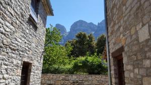 5korfes Zagori Greece
