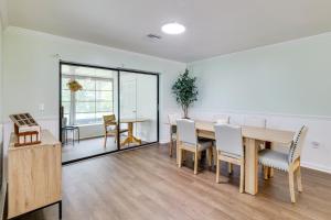 Bring Your Boat! Canal-Front Tavares Home with Dock