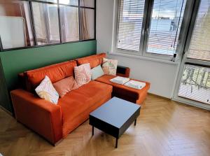 Fabryczna Apartment & private parking